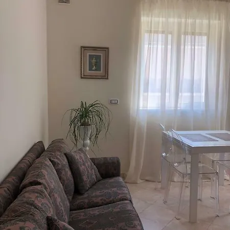 Comodissimo A *